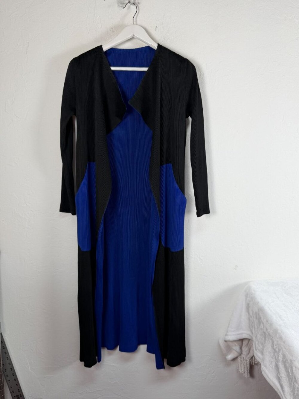 Masaki Matsuka Women's Reversible Pleated Duster Cardigan Blue Black New $780